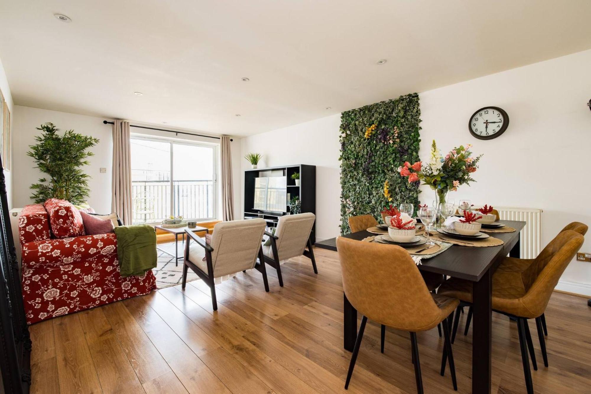 לונדון Wild Roses Service Apartments - East India מראה חיצוני תמונה