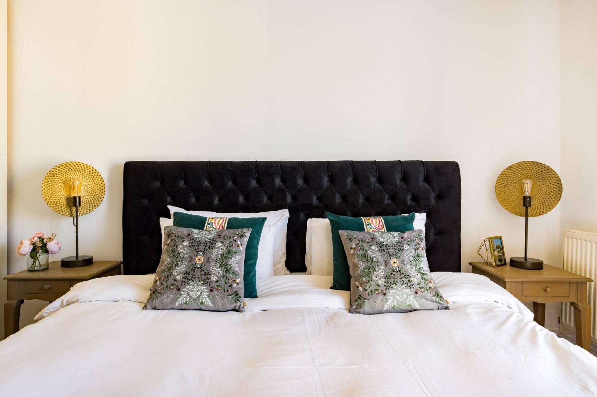 לונדון Wild Roses Service Apartments - East India מראה חיצוני תמונה
